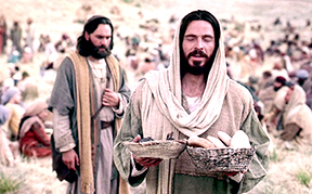 Manna: Anh em hãy cho họ ăn (Chúa nhật 18 Thường niên năm A - Mt 14,13-21)